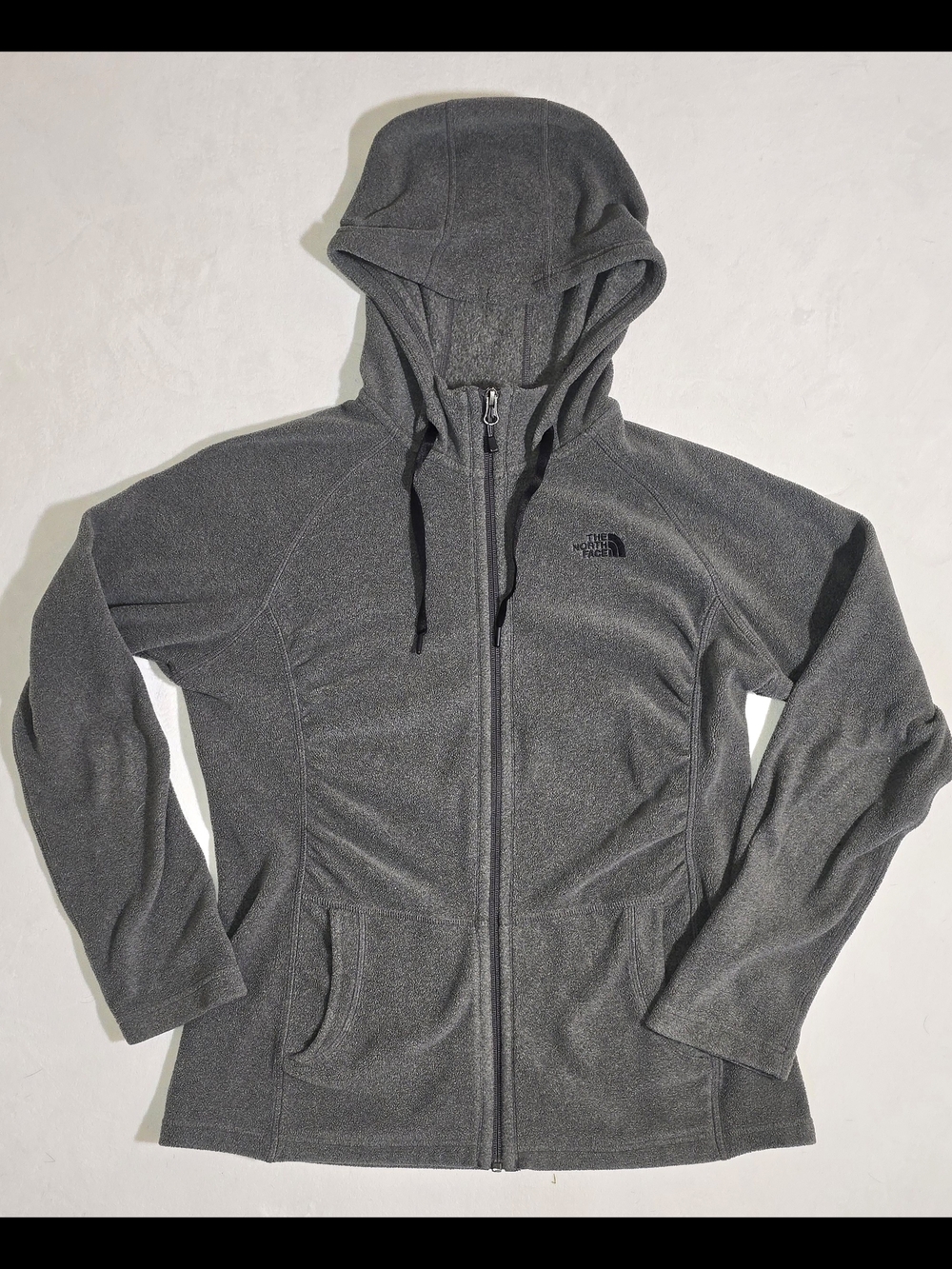 The North Face Women’s Mezzaluna Full-Zip Hoodie
Grey Medium Fleece - Picture 3 of 9